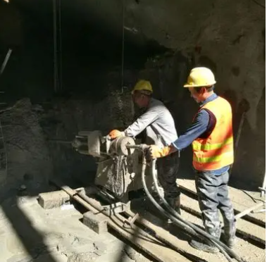 柯坪水下抗分散灌浆料特点 水下不分散注浆料介绍